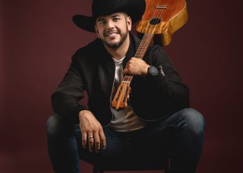 César Mendoza lanza su álbum de música llanera como solista