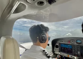 Ramsés Seara: Elevándose hacia el Éxito en la Industria de la Aviación