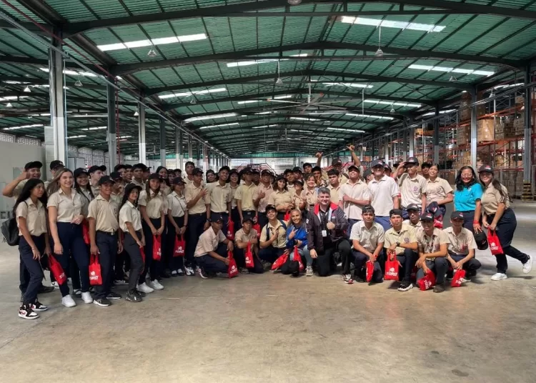 Toro Motorcycles abre sus puertas a la juventud con la ruta “Edúcate con Toro”