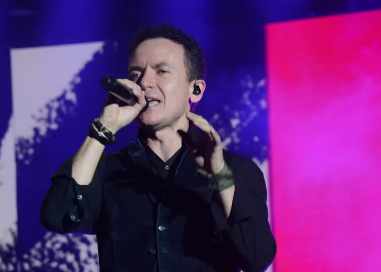 La magia, el amor y el buen ritmo de Fonseca se apoderaron de Caracas