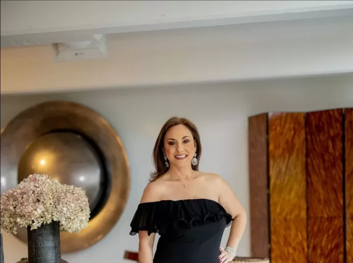 Dra. Klara Senior: «Inspirando a Mujeres a Romper Cadenas y Alcanzar sus Sueños»