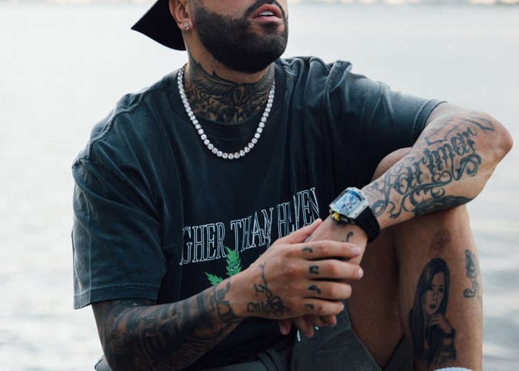 Nicky Jam lanza su nuevo álbum “Insomnio”
