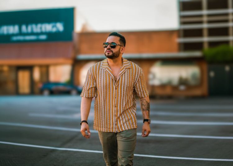 Jhonder Morales Presenta el Volumen 4 de «Entre Amigos» en Maracaibo y Barquisimeto