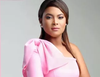 Mujeres en la Producción Televisiva: Nuevos Espacios de Liderazgo