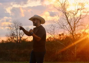 César Mendoza lanza su nueva canción “Morichal de mis recuerdos”