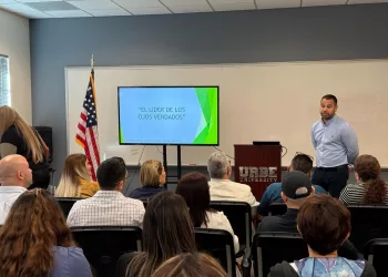Rotundo éxito de la conferencia «Triunfando más allá de las fronteras: De la visión a la acción» con Luis Daniel Añez