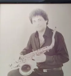 LUIS CONNY: Reconocimiento a una vida dedicada al arte