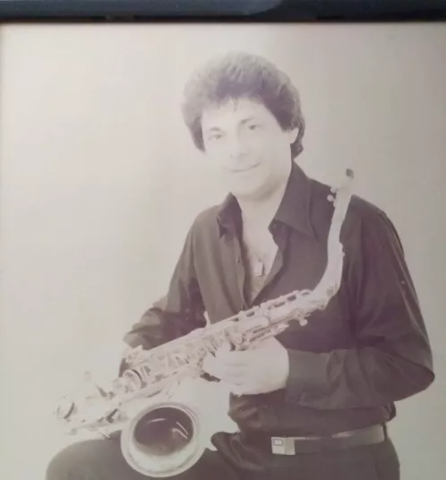 LUIS CONNY: Reconocimiento a una vida dedicada al arte