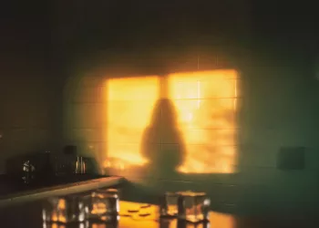 Kobi Cantillo lanza nuevo sencillo inspirado en su ex “fresa”