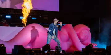 Omar Courtz le elevó la musa a los valencianos en su concierto en Wynwood Park