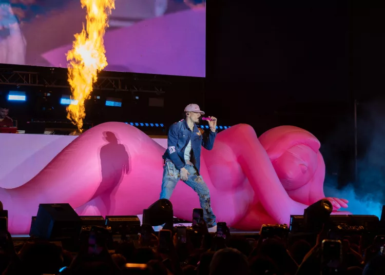 Omar Courtz le elevó la musa a los valencianos en su concierto en Wynwood Park
