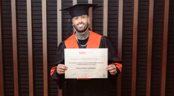 Nicky Jam recibe Doctorado Honoris Causa por su impacto en la cultura y el emprendimiento
