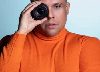 Ángel Ramos fotógrafo internacional galardonado con el premio Tocando La Fama