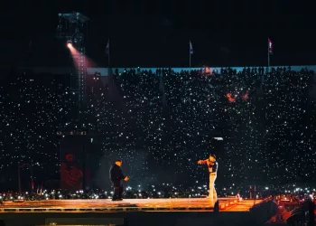 FloyyMenor encendió con su música un estadio con 61.000 personas