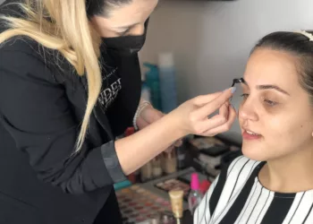 Maholy Castro participa en actividades de formación y evaluación práctica junto a Stronger Than We Know en Estados Unidos