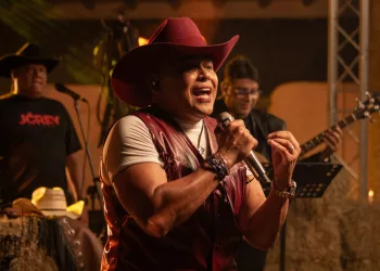 JC Rey presenta el sencillo “Eres una en un millón” con su característica esencia regional mexicana