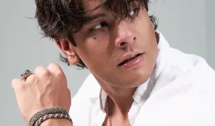 El artista venezolano Luam despierta la atracción y el deseo con su nuevo sencillo “Mariposa en tu piel”.